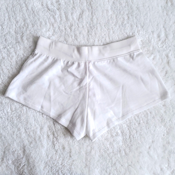 ↔️🎊Victoria's Secret Short Size S - Picture 2 of 6